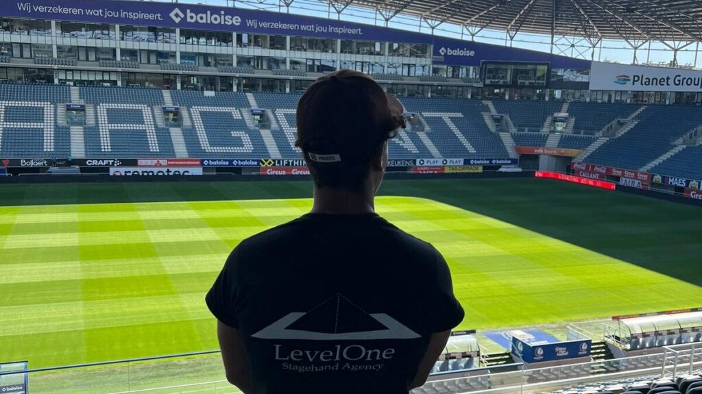 LevelOne Levi Party Rental